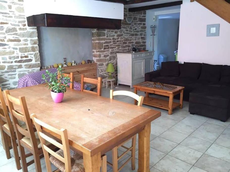 Meuble Sur L'Ile De Tascon A 300 M De La Plage Saint-Armel Exterior photo